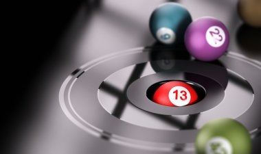 warkoptoto3 platform showing live dealer tables and mobile app interface